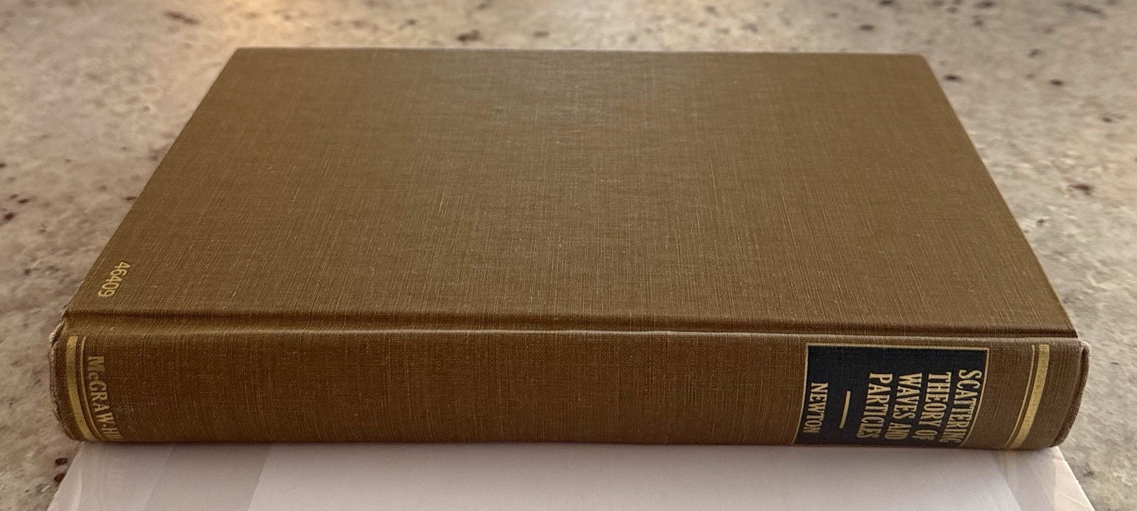VTG 1966 Scattering Theory of Waves & Particles 1st by Newton HCDJVG