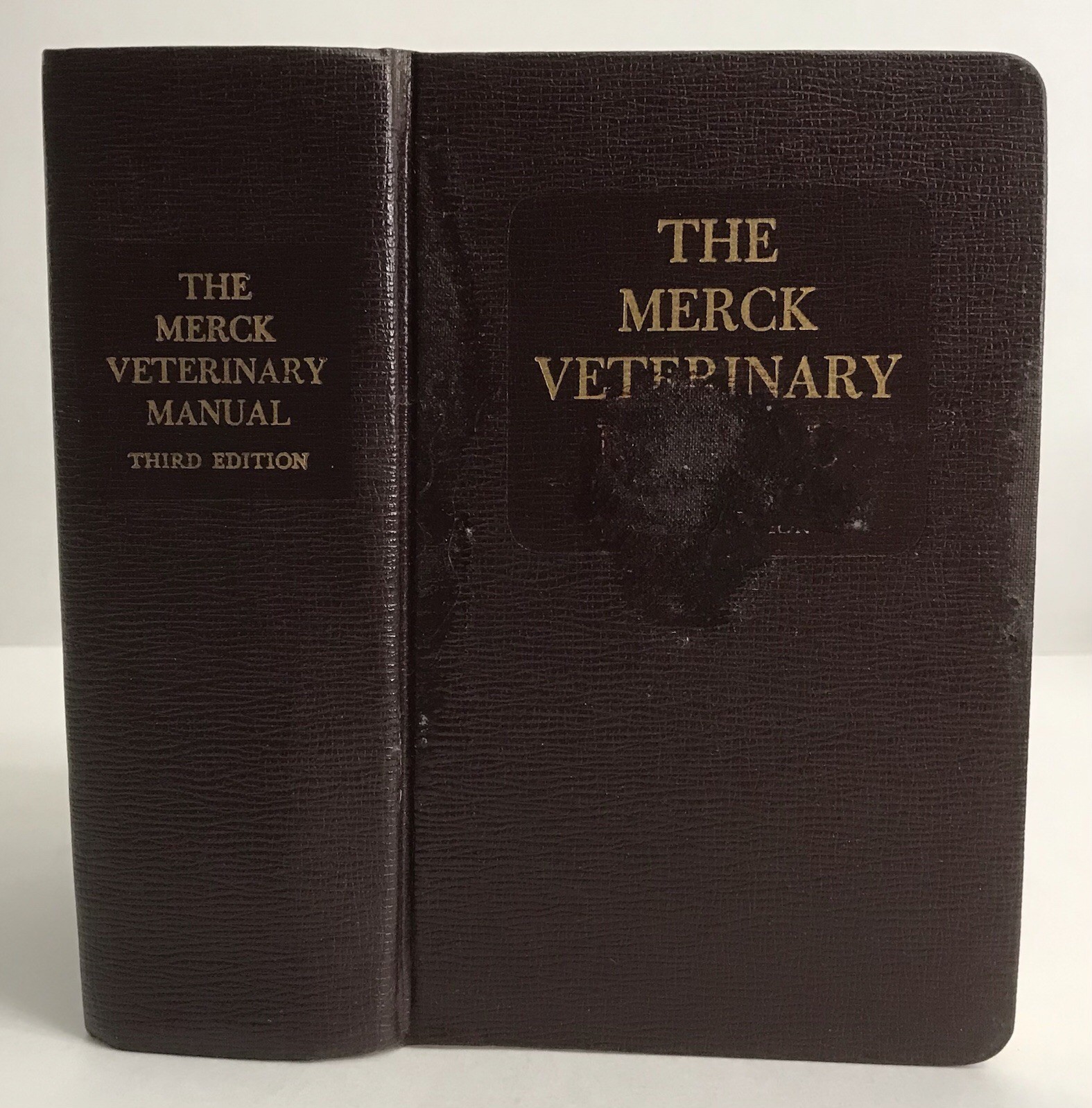 The Merck Veterinary Manual 3rd Edition Hardcover 1970 Vintage