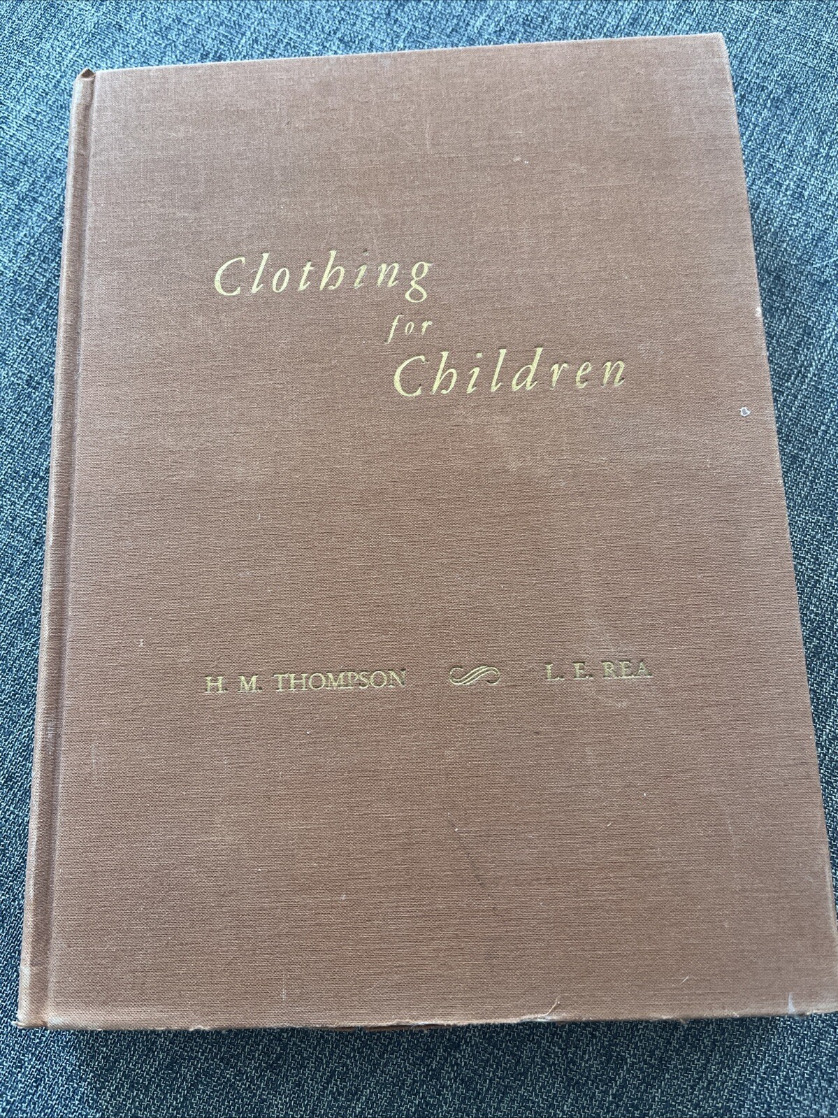 Antique / Vintage Clothing for Children H.M. Thompson 1949 Rare book