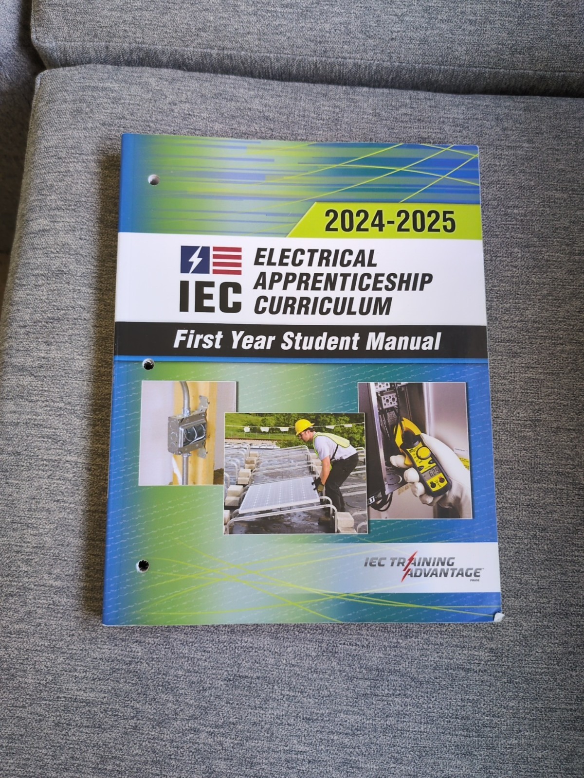 IEC Electrical Apprenticeship First Year Student Manual 2024-2025 Training Adva…
