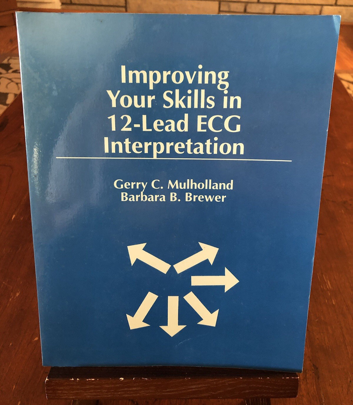 Improving Your Skills in 12-Lead ECG Interpretation 1990 TPB *Good-see pics*