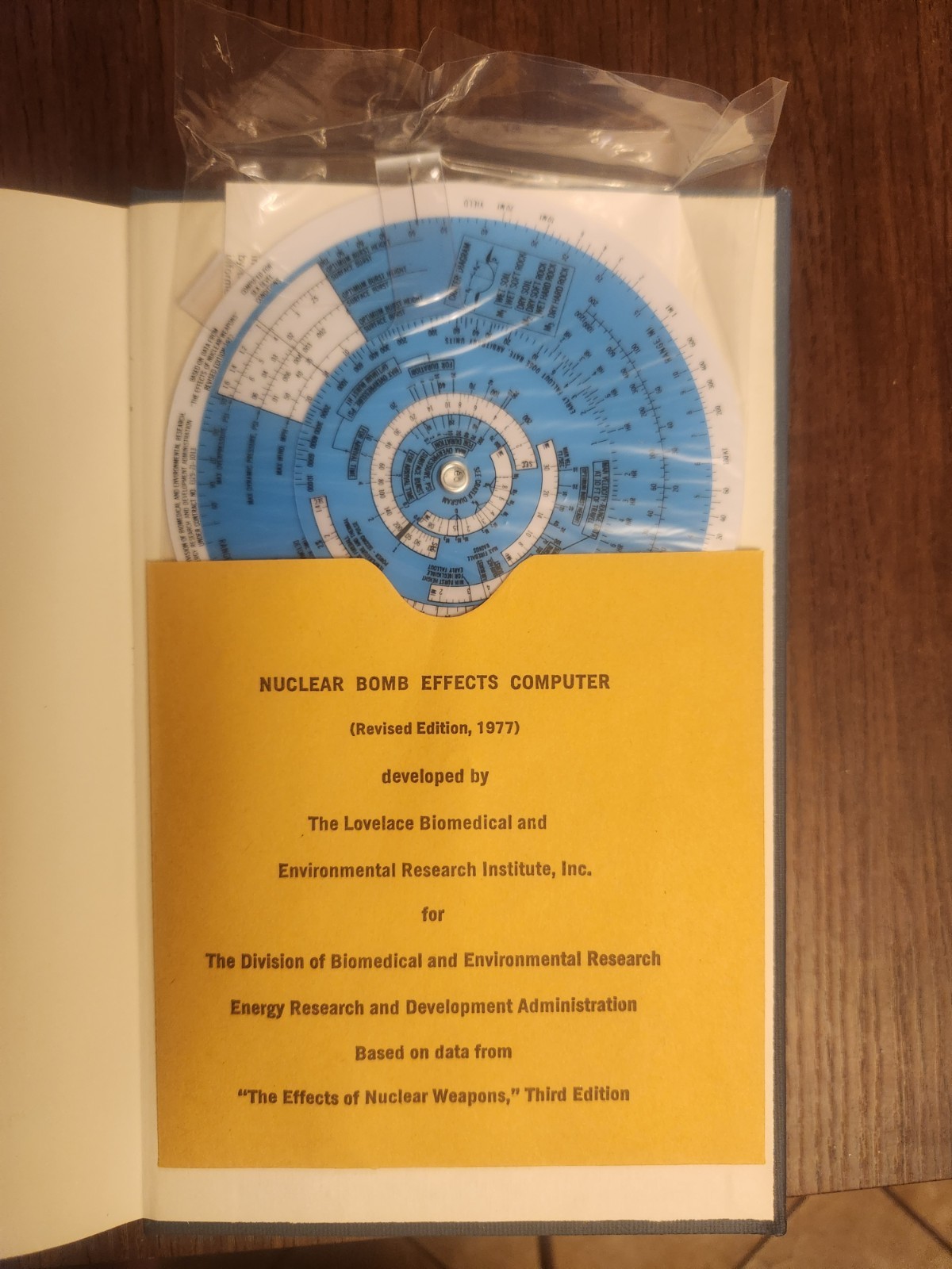 The Effects Of Nuclear Weapons 1977 Glasstone Dolan Book W Computer