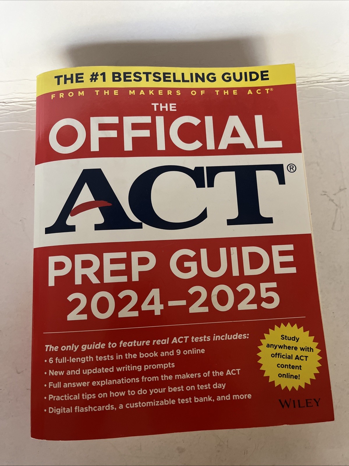 Official ACT Prep Guide 2024-2025 : Book + 9 Practice Tests + 400 Digital…