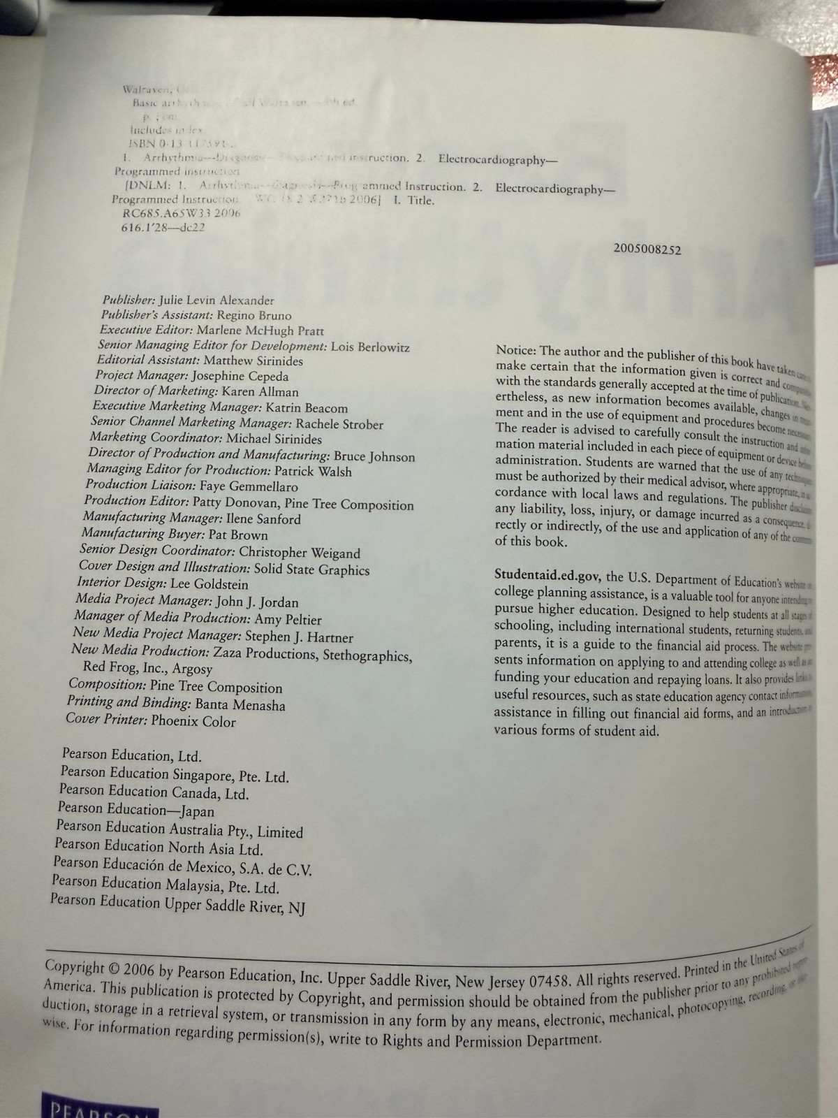 Basic Arrhythmias Sixth Edition CD-ROM Included by Gail Walraven Paperback