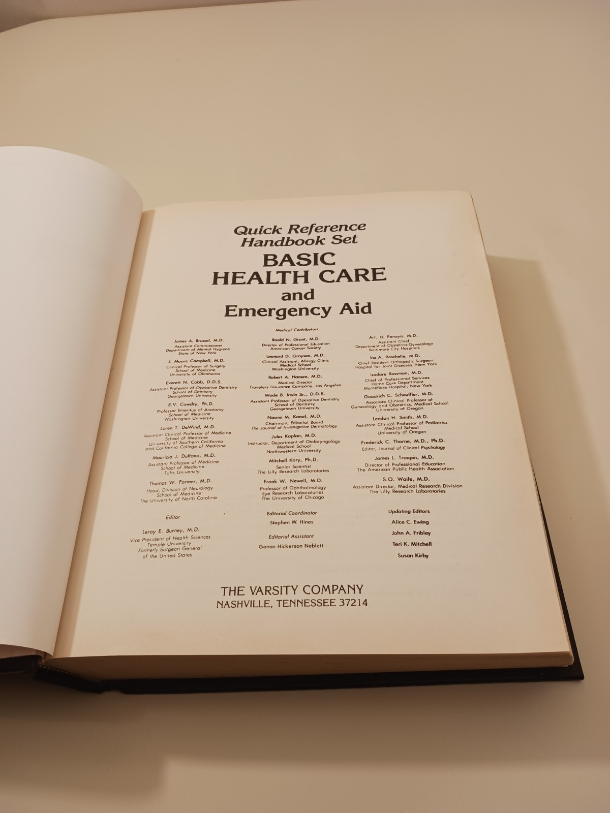 Vintage 1984 Quick Reference Handbook Set Basic Health Care and Emergency Aid