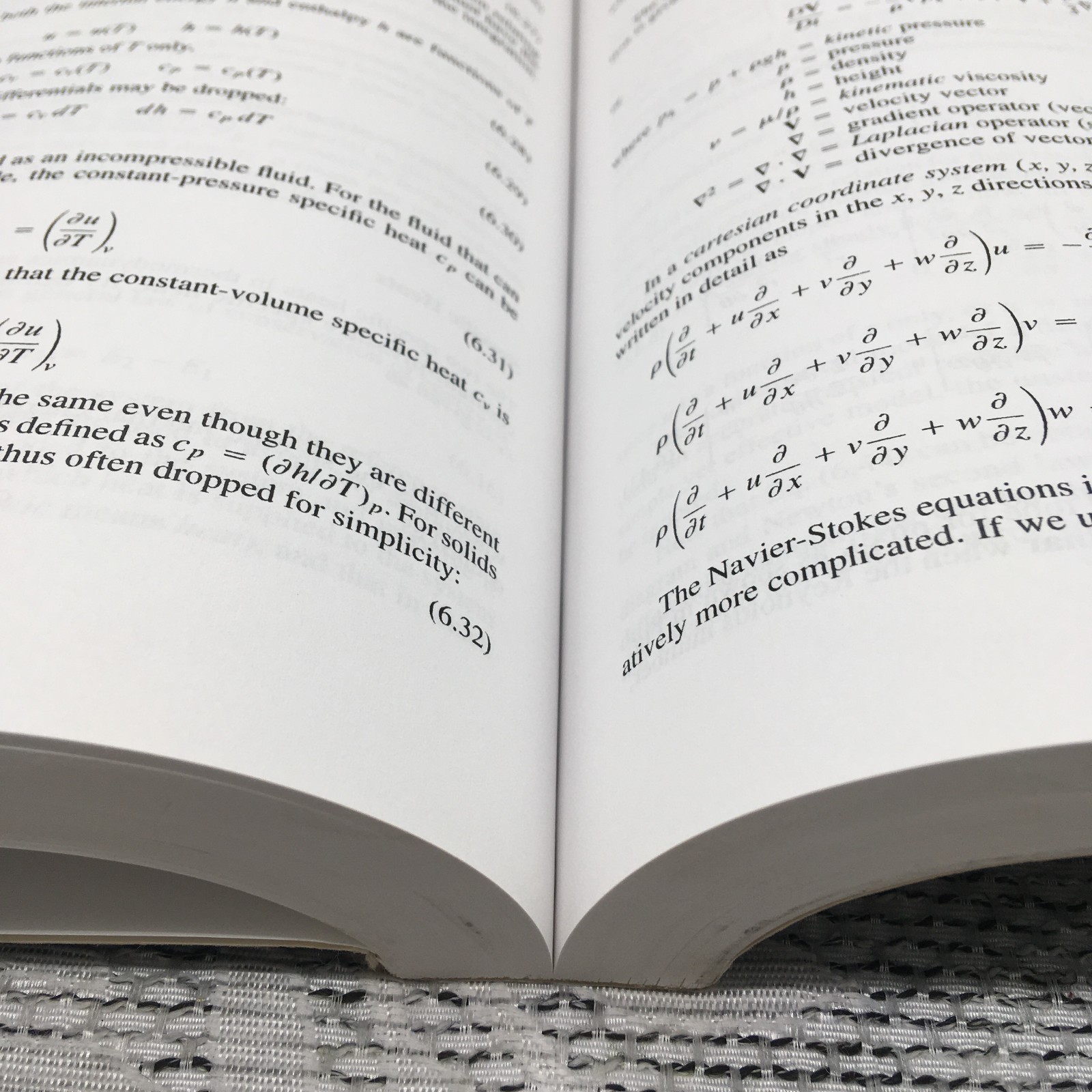 DYNAMIC SYSTEMS: MODELING AND ANALYSIS By Ramin Esfandiari & Hung Vu