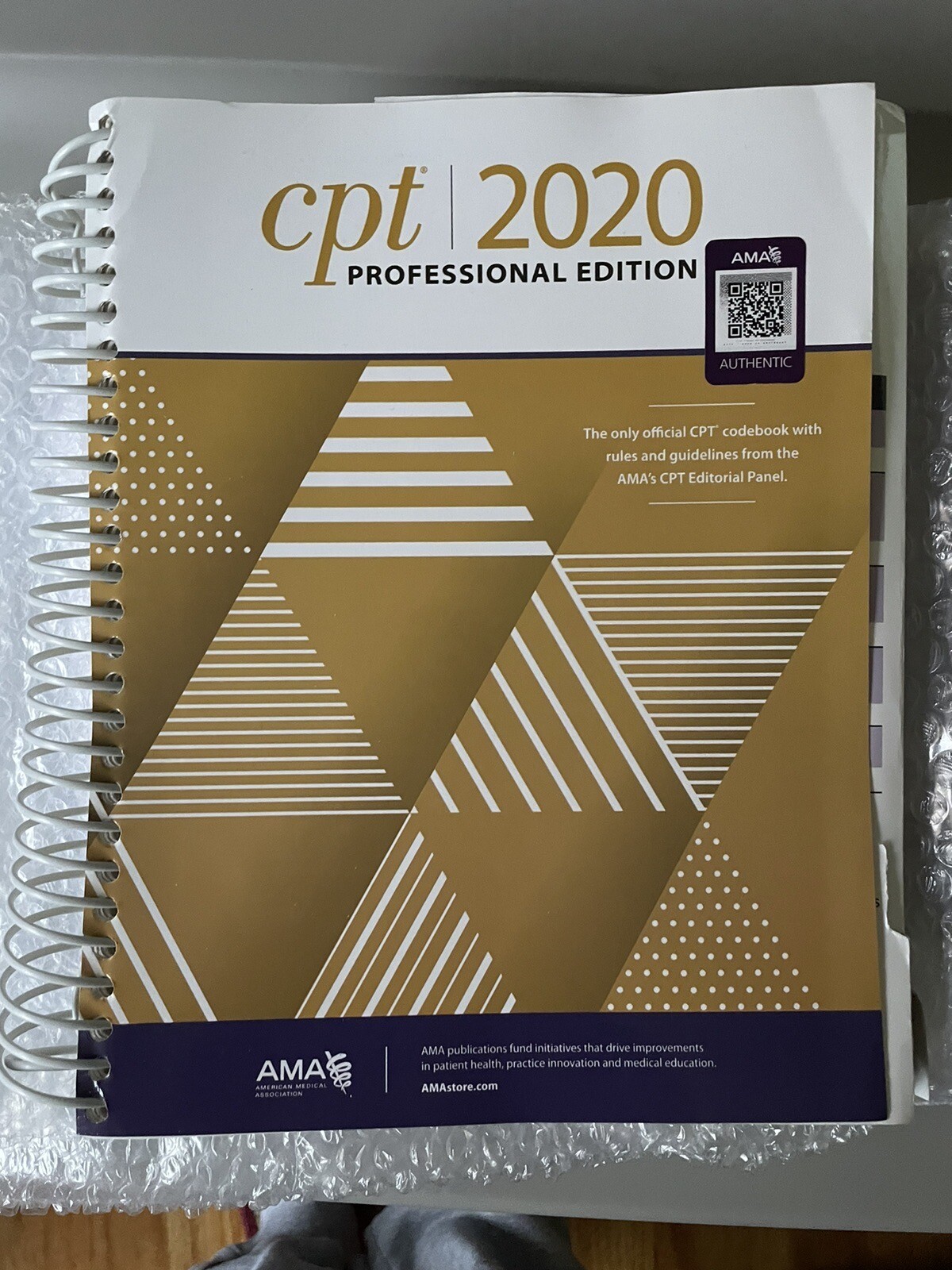 CPT Professional 2020 by American Medical Association (2019, Spiral)